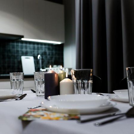 Crystal Guesthouse ワルシャワ エクステリア 写真